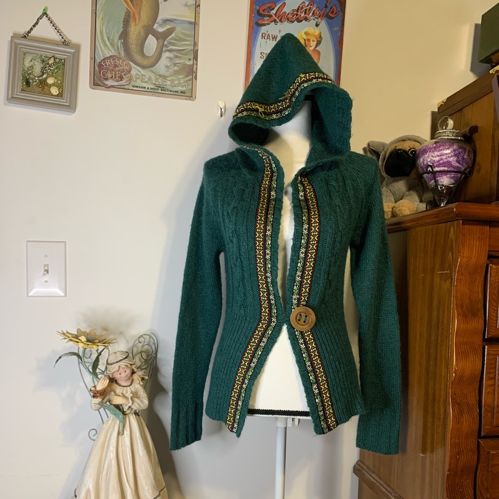 Lulumari Green Wool Cardigan Sweater